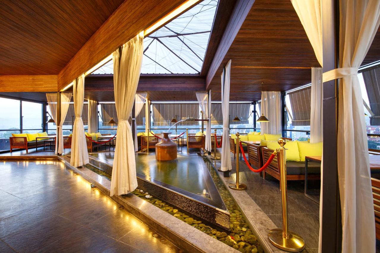 Hotel Ambassador By Ace Hotels Katmandu Eksteriør billede