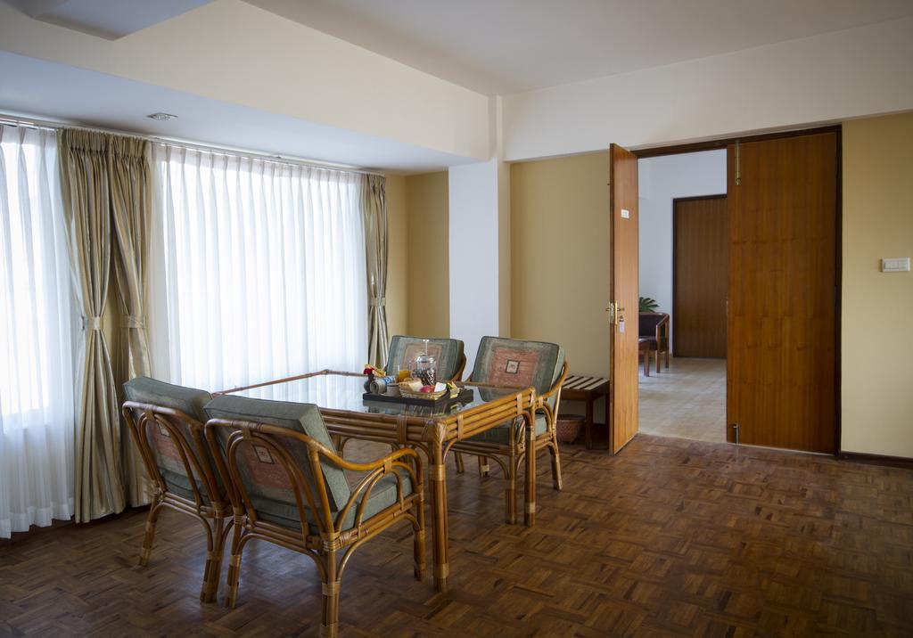 Hotel Ambassador By Ace Hotels Katmandu Eksteriør billede